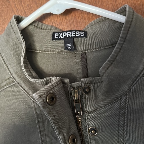 Express Army Green Jacket - size Medium - Picture 3 of 7
